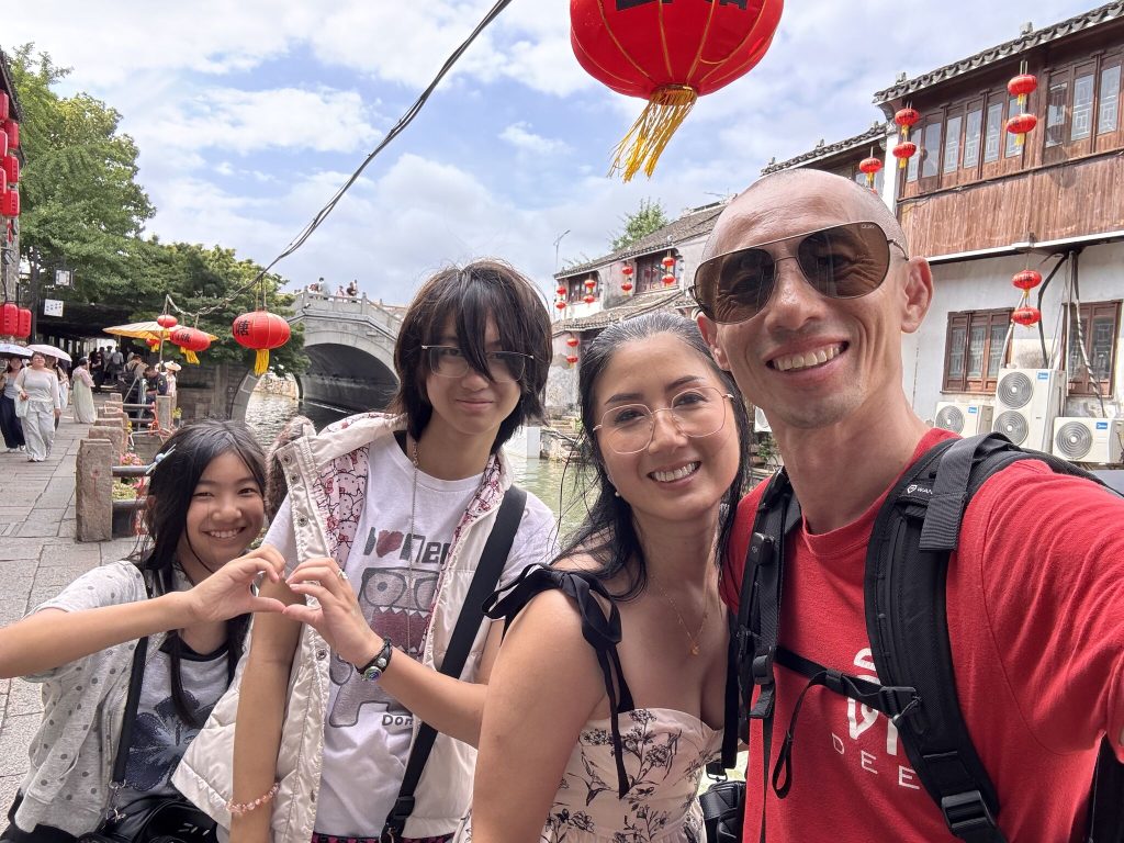 seibo shen family photo 2026_credit seibo shen