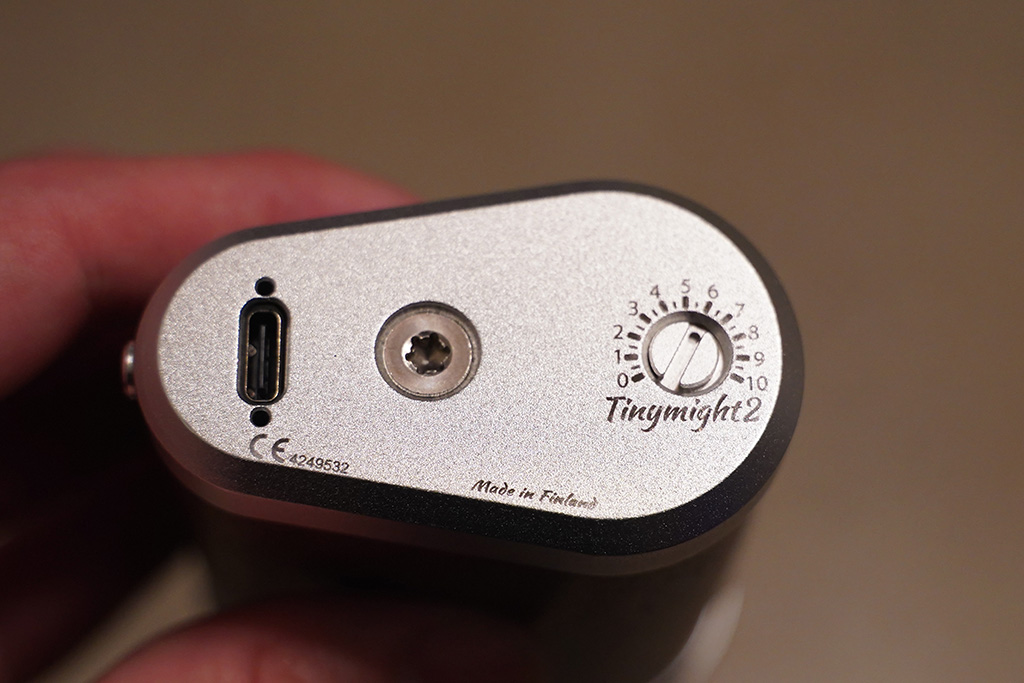 fnm-tinymight-2-review-controls